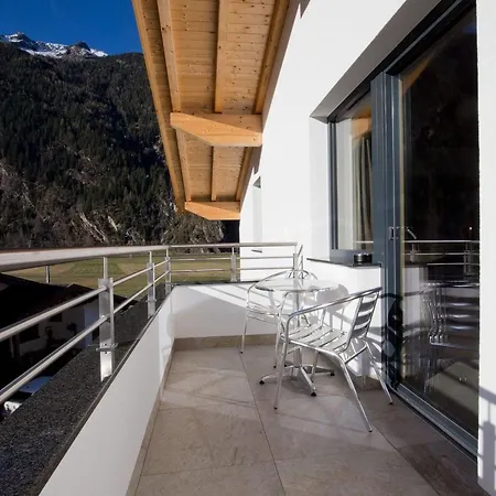 Engelswand By Interhome Lejlighed Umhausen